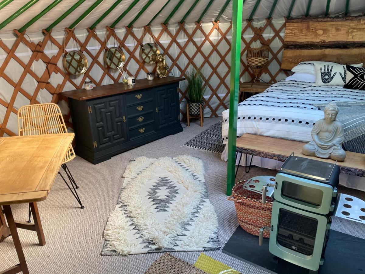 Hotel O Dan Y Coed Luxury Yurt With Hot Tub Chwilog Exterior foto