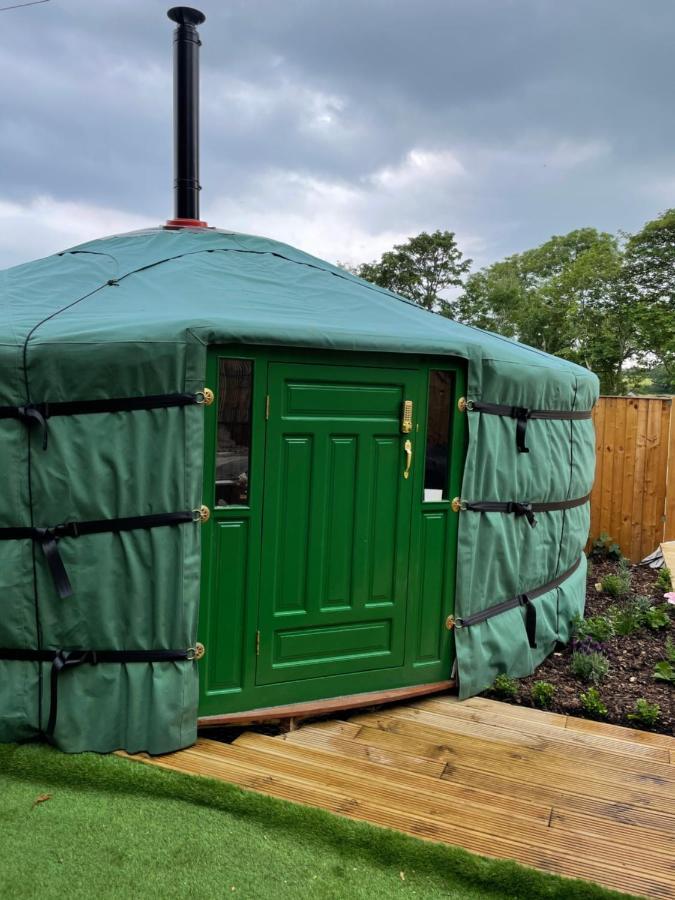 Hotel O Dan Y Coed Luxury Yurt With Hot Tub Chwilog Exterior foto