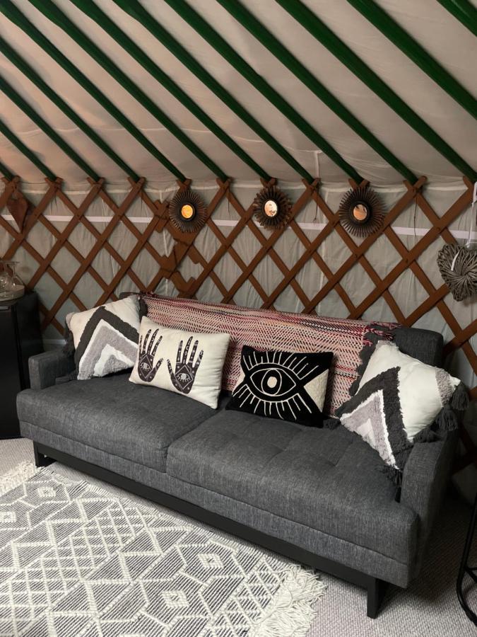 Hotel O Dan Y Coed Luxury Yurt With Hot Tub Chwilog Exterior foto